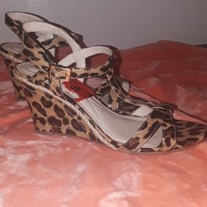 Andrew Geller Animal Print Wedges
